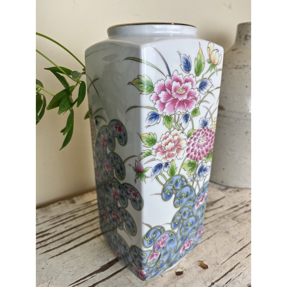 Vintage Laudel Botanical Japanese Chinoiserie Porcelain Vase Gold Gild 10” MINT